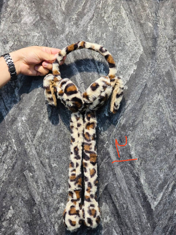 گوشبند پمپی صدا دار وارداتی (تکعمده)